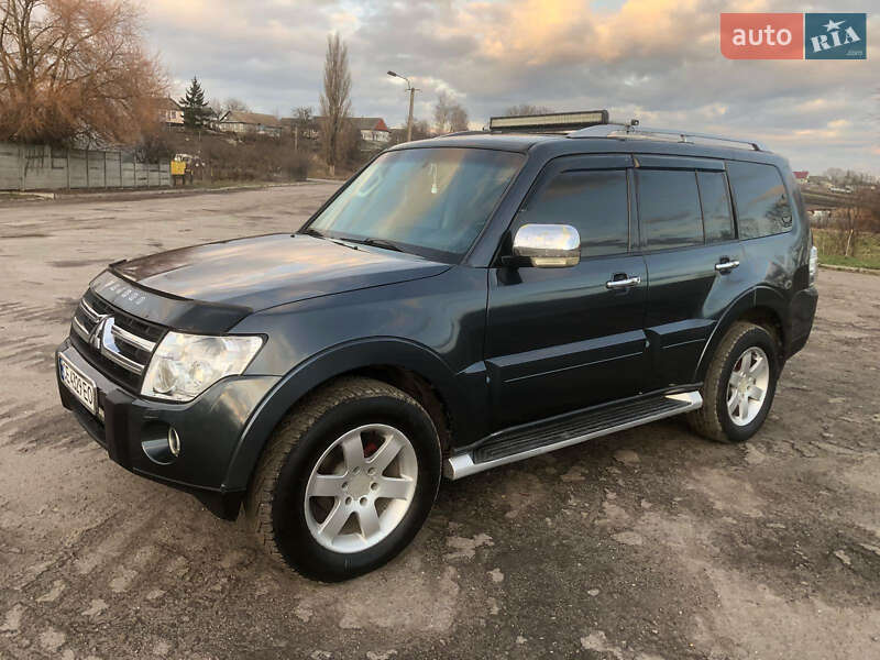 2007 mitsubishi pajero