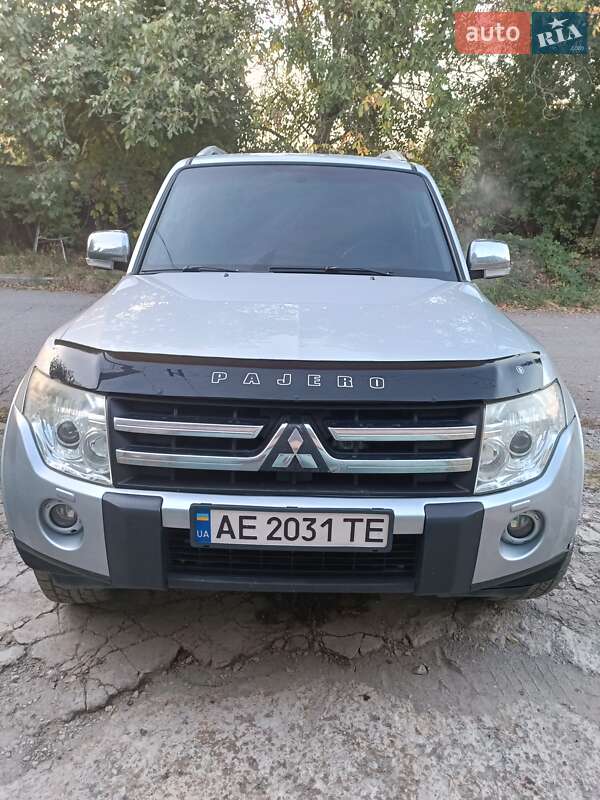 2007 mitsubishi pajero