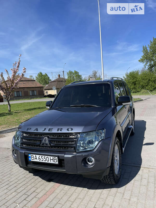 2007 mitsubishi pajero