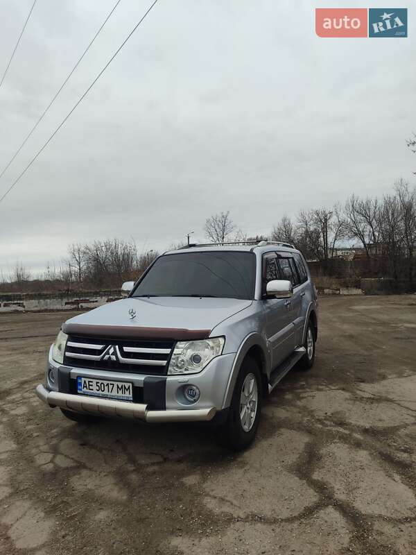 2007 mitsubishi pajero