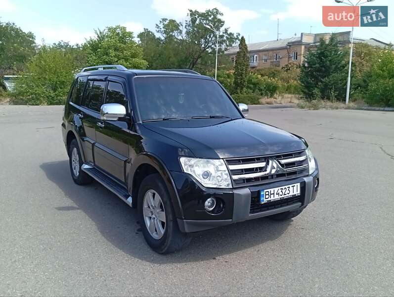 2007 mitsubishi pajero