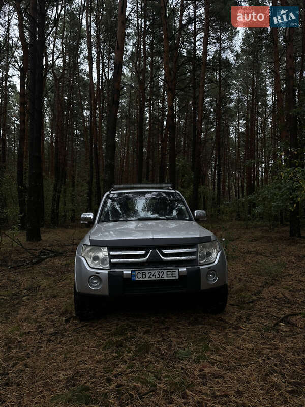 2007 mitsubishi pajero