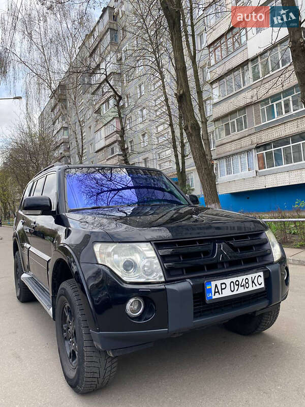 2007 mitsubishi pajero