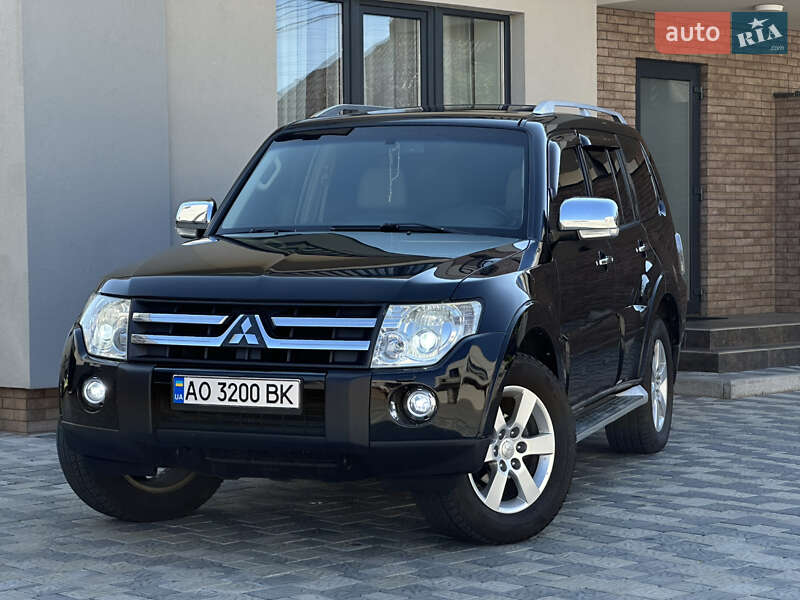 2007 mitsubishi pajero