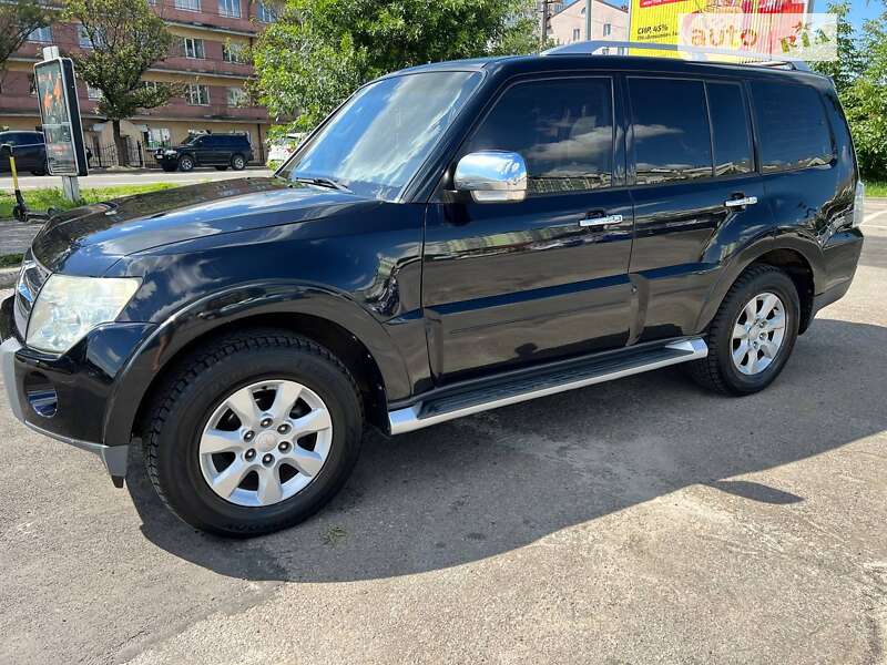 2007 mitsubishi pajero