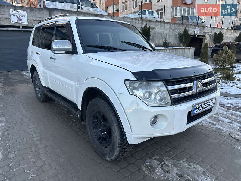 2007 mitsubishi pajero