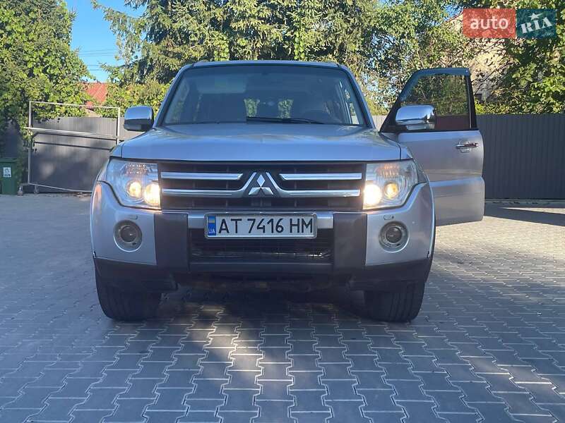 2007 mitsubishi pajero