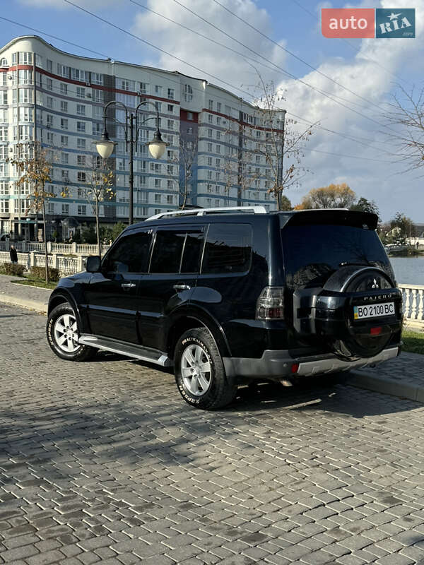 2007 mitsubishi pajero