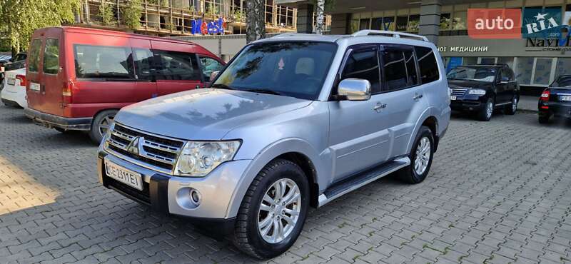 2008 mitsubishi pajero