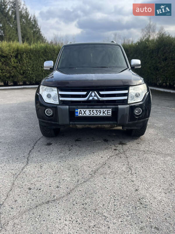 2007 mitsubishi pajero