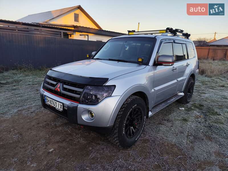 2007 mitsubishi pajero