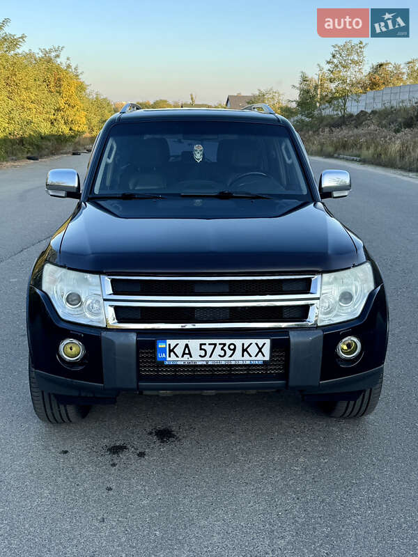 2008 mitsubishi pajero