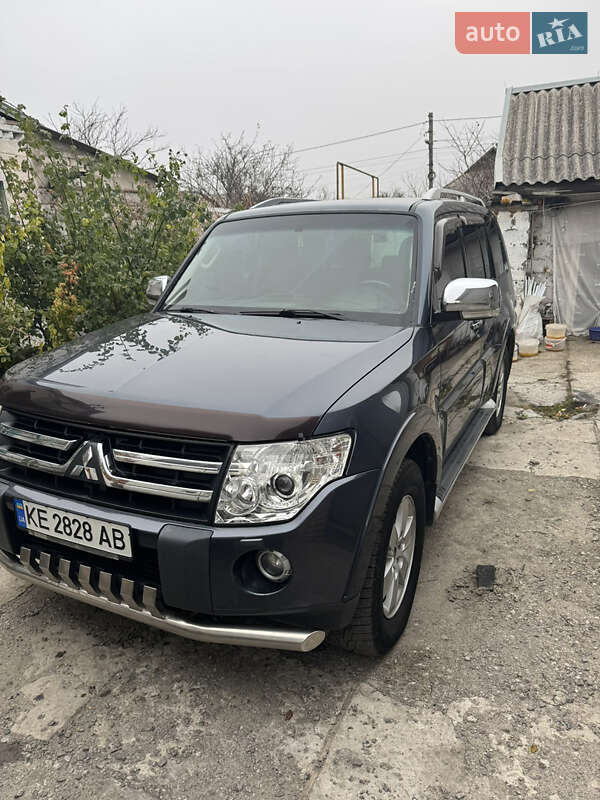 2008 mitsubishi pajero