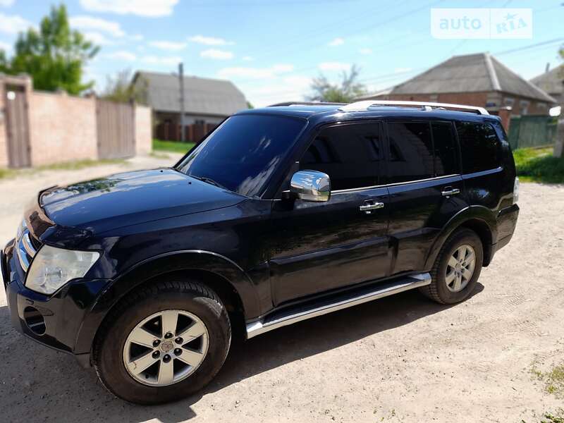 2008 mitsubishi pajero