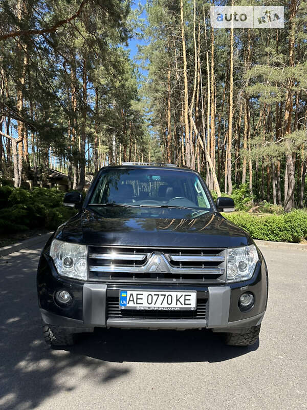 2008 mitsubishi pajero