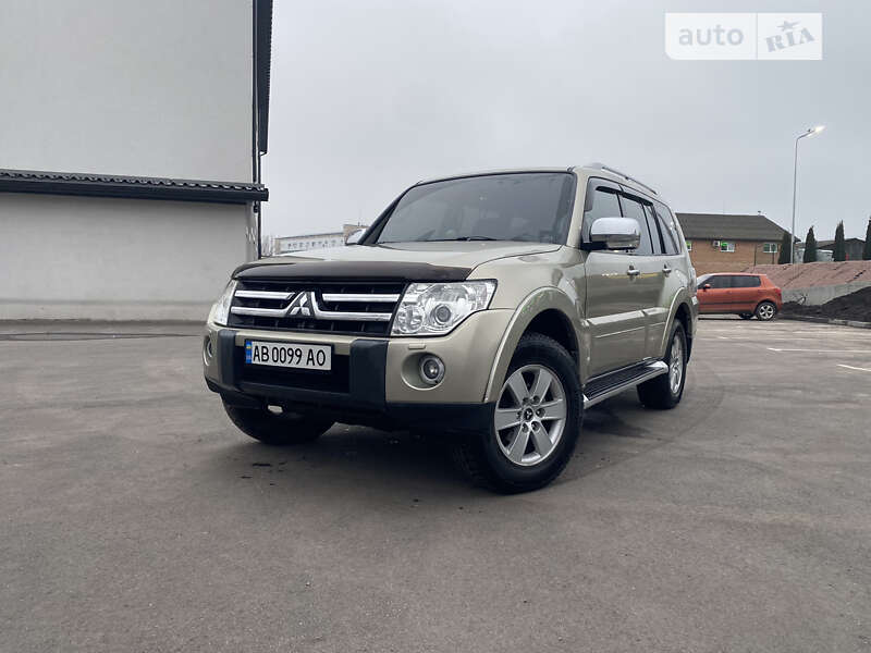 2008 mitsubishi pajero