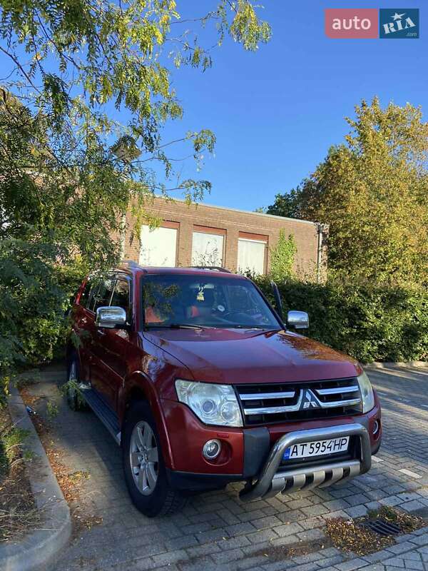 2008 mitsubishi pajero