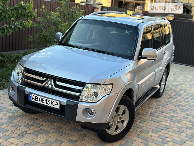2008 mitsubishi pajero wagon