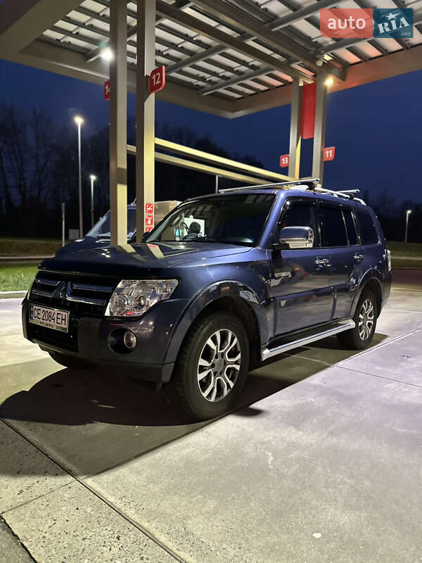 2008 mitsubishi pajero