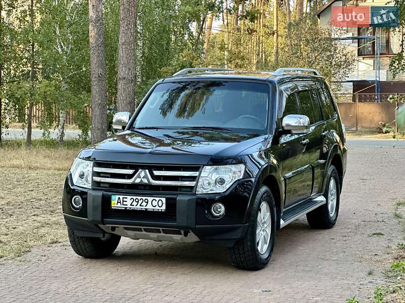 2008 mitsubishi pajero