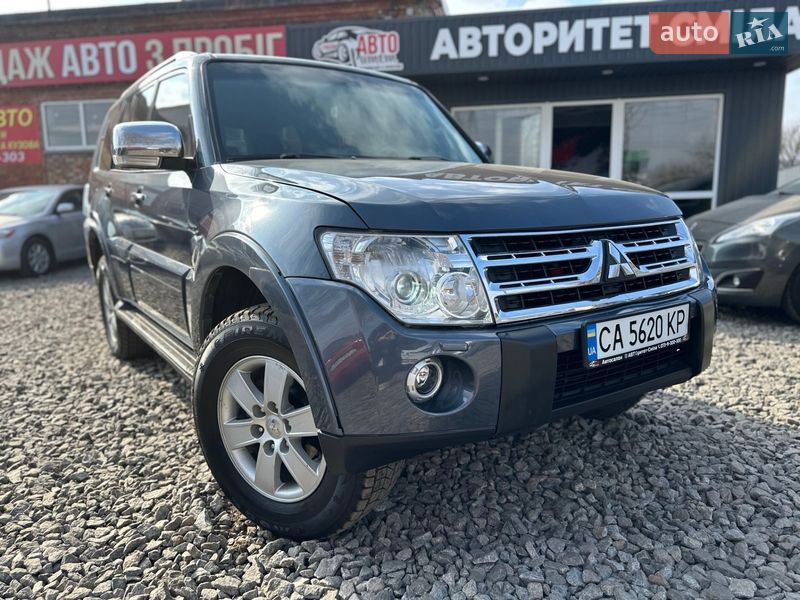 2008 mitsubishi pajero