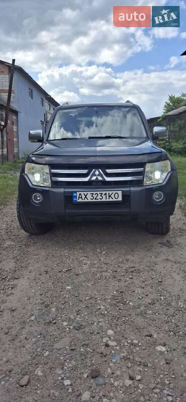 2007 mitsubishi pajero