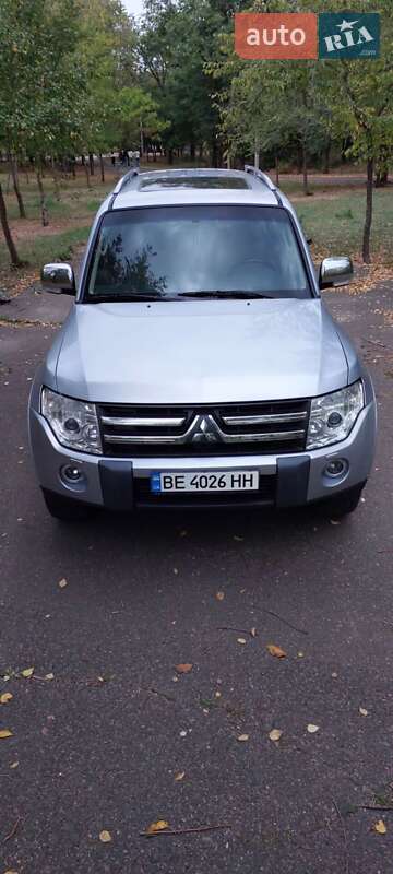 2007 mitsubishi pajero