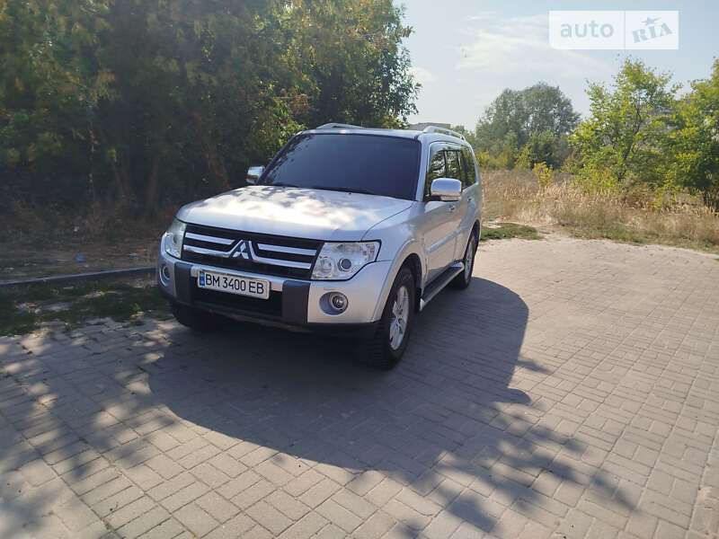 2007 mitsubishi pajero