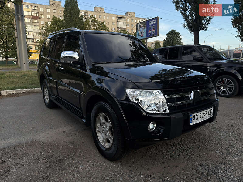 2007 mitsubishi pajero