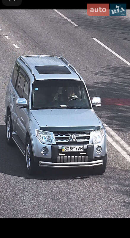 2008 mitsubishi pajero