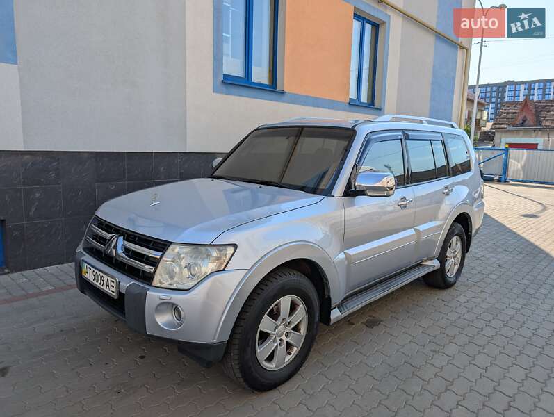 2008 mitsubishi pajero