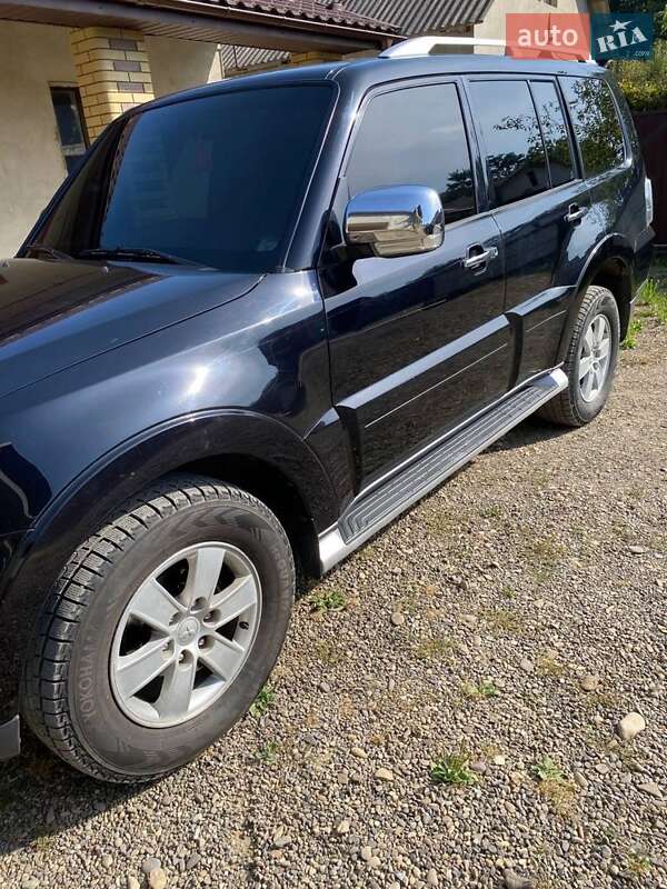 2008 mitsubishi pajero