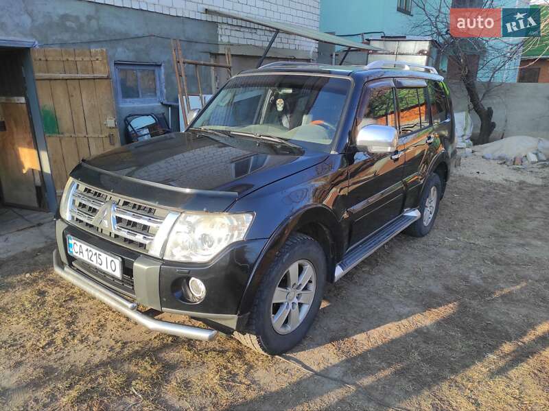 2007 mitsubishi pajero