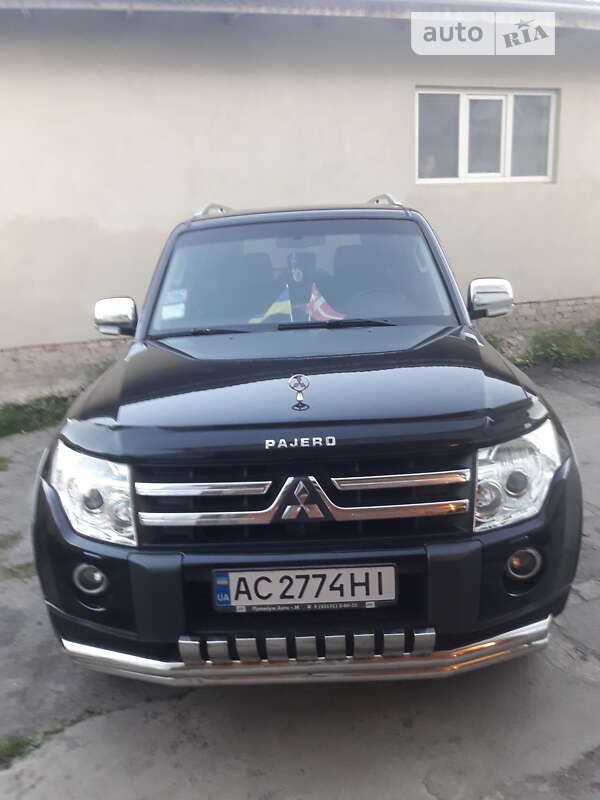 2008 mitsubishi pajero