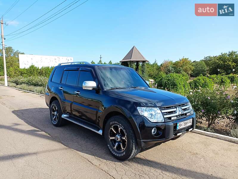 2008 mitsubishi pajero