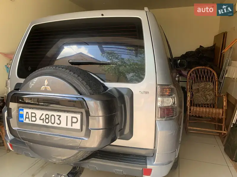 2013 mitsubishi pajero