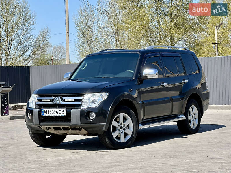 2007 mitsubishi pajero wagon