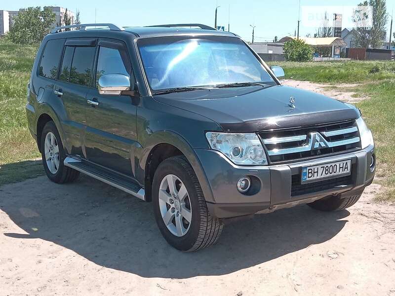 2007 mitsubishi pajero