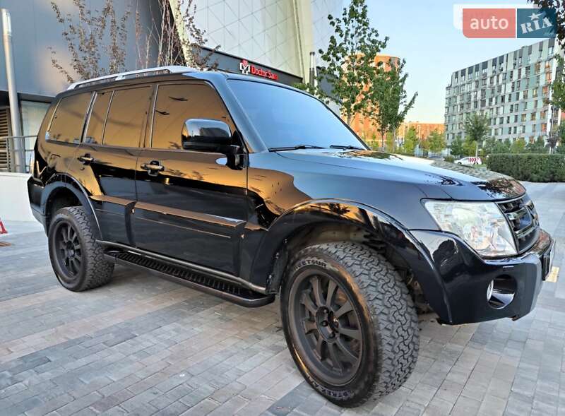 2007 mitsubishi pajero