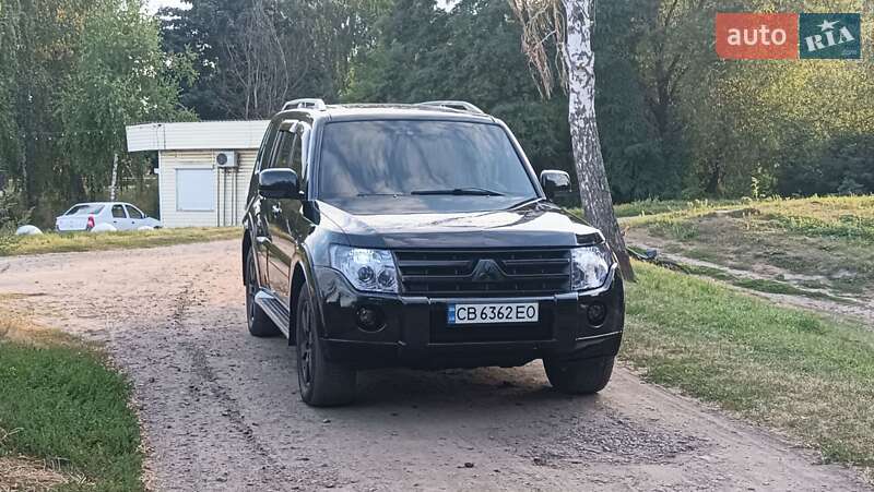 2008 mitsubishi pajero