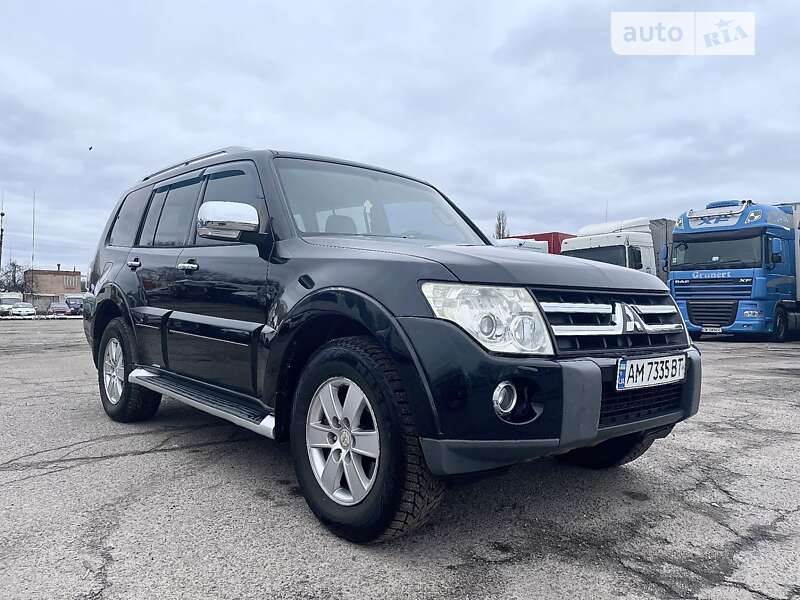 2007 mitsubishi pajero