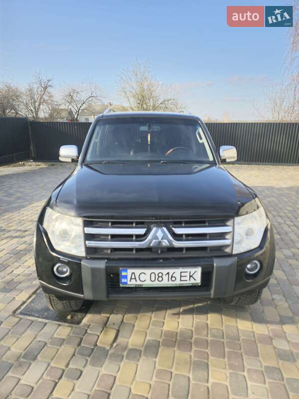 2007 mitsubishi pajero