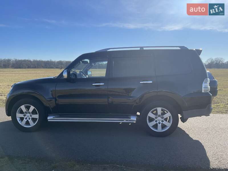 2007 mitsubishi pajero