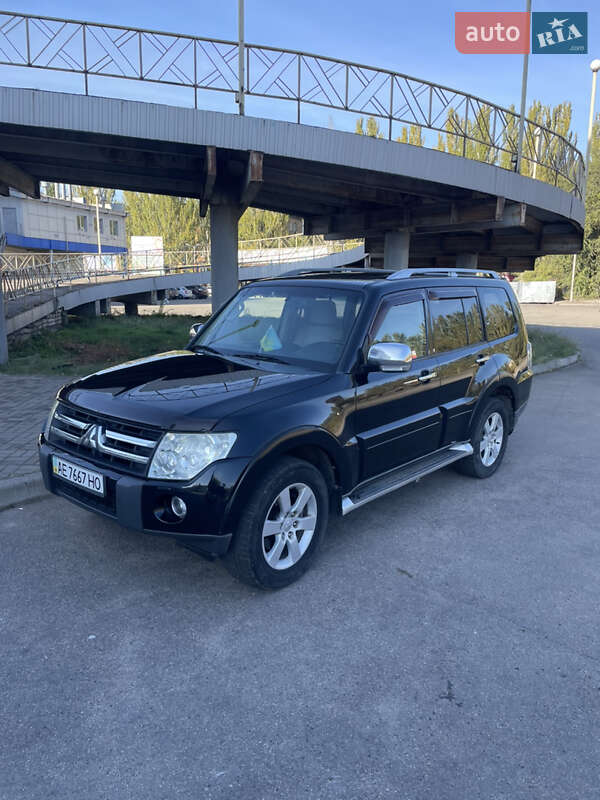 2007 mitsubishi pajero