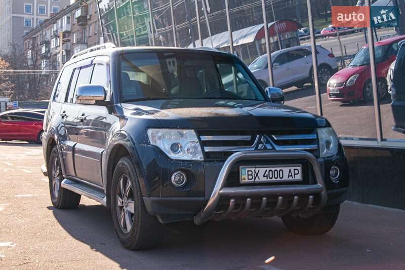 2008 mitsubishi pajero