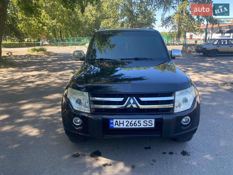 2008 mitsubishi pajero