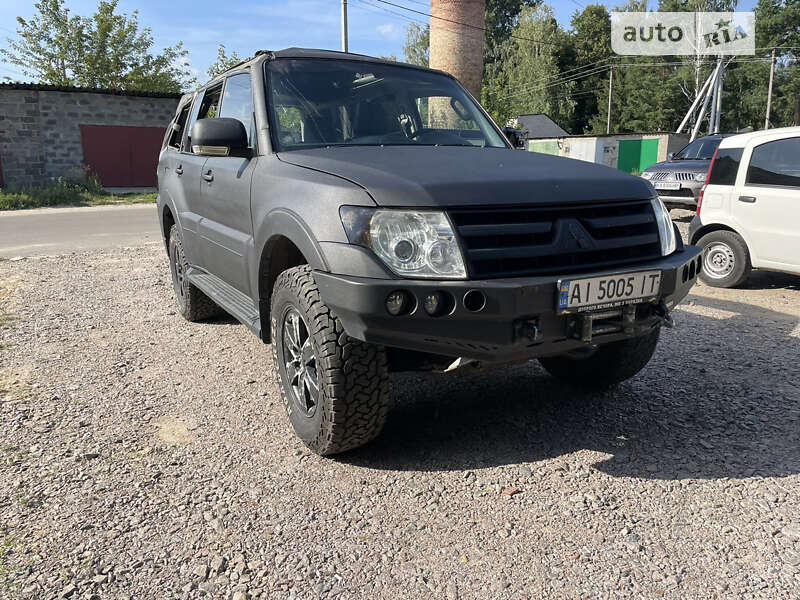 2008 mitsubishi pajero