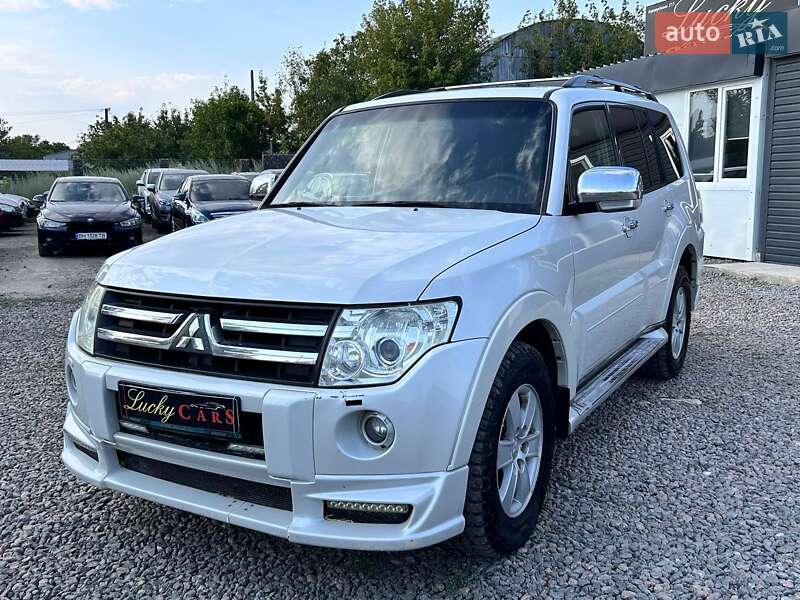 2008 mitsubishi pajero
