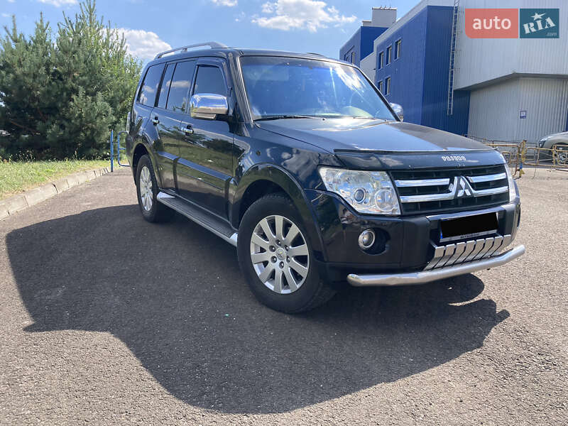 2008 mitsubishi pajero