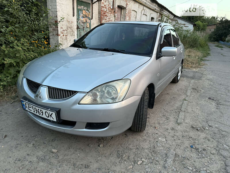 2004 mitsubishi lancer